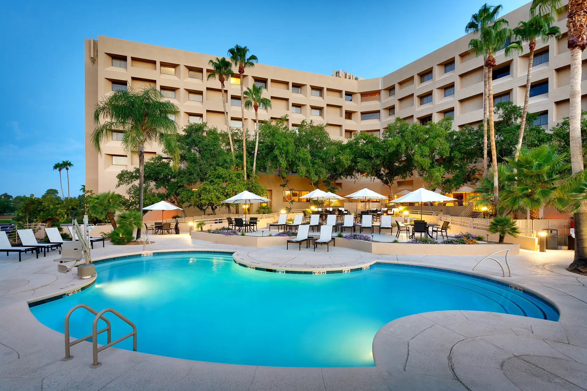 Hilton_Tucson_East_05022019_Darlene Heavlin - TUSHEHF-pool-03_web Hilton_Tucson_East_05022019_Darlene Heavlin - TUSHEHF-pool-03_web