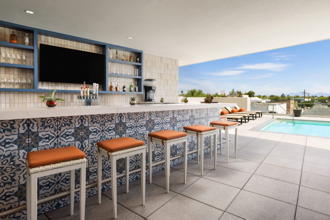 The DoubleTree by Hilton Tucson Pool Bar