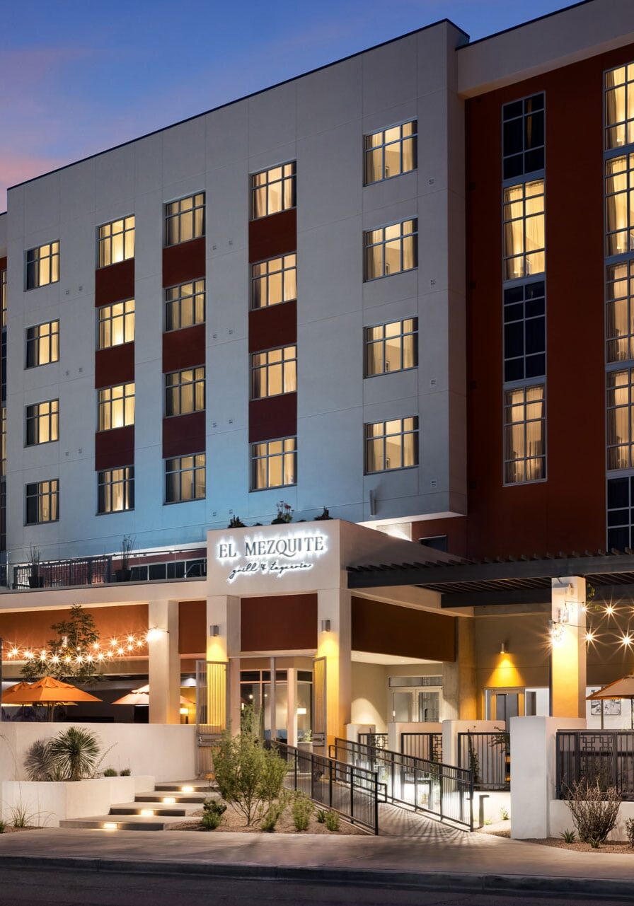 The DoubleTree by Hilton Tucson El Mez Nightime Exterior