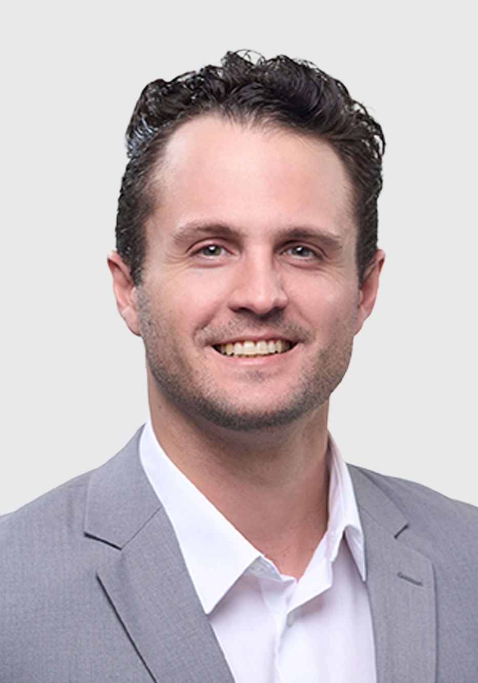 Dereck Grey_Headshot_Web